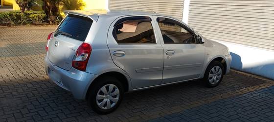 TOYOTA ETIOS 1.3 X 16V FLEX 4P MANUAL TOYOTA ETIOS 1.3 X 16V FLEX 4P MANUAL